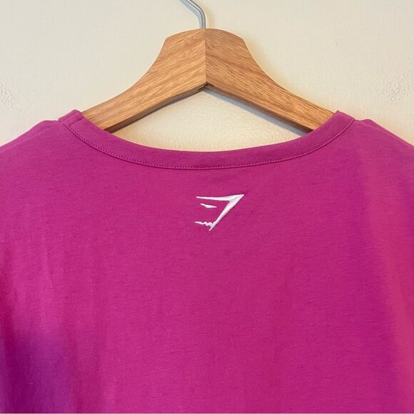 Gymshark Short Sleeve Crop Tee in Pink Medium - Picture 4 of 6